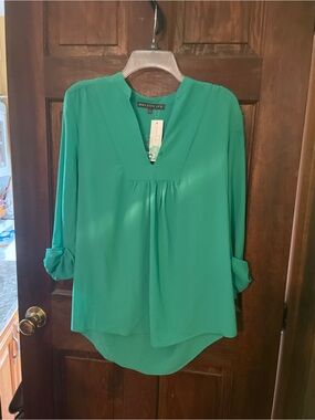 NWT Brixon Ivy Green V-Neck Blouse